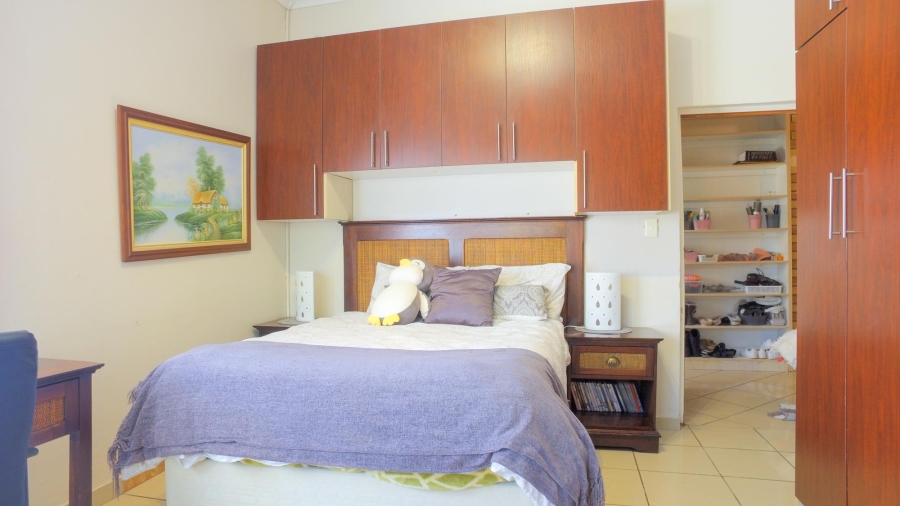 5 Bedroom Property for Sale in Azalea Park North West